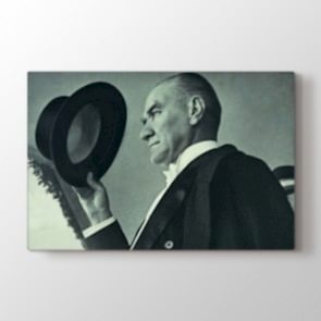 Atatürk Selam Verirken Tablosu | Atatürk Tabloları - halicikmazlari.shop