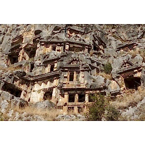 Eski Demre Mezarlığı